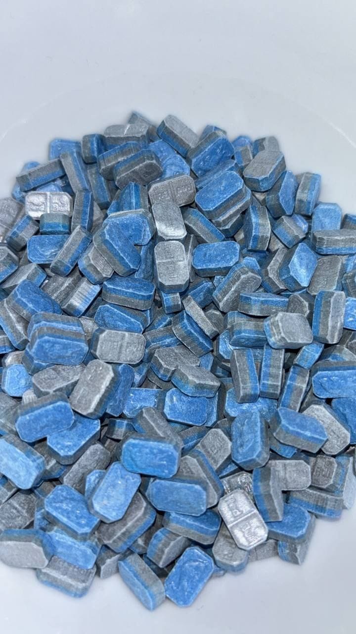 TAZ RED BULL 🥂🍬