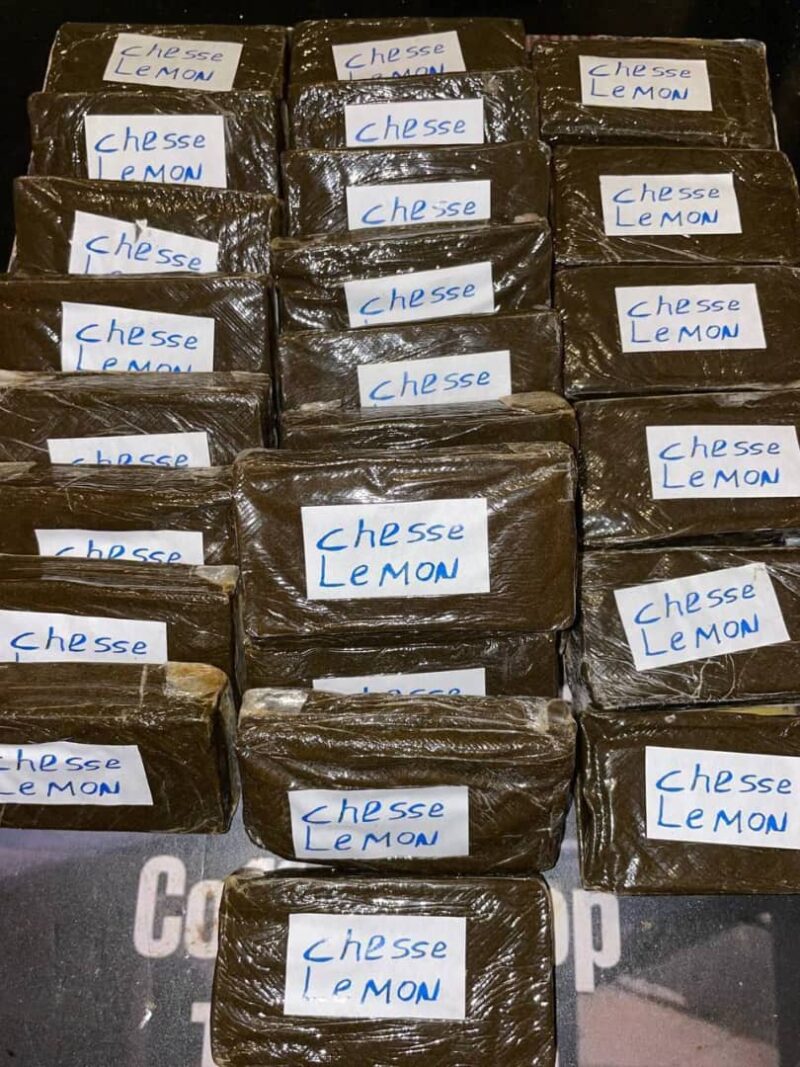 CHESSES LEMON 🧀😖